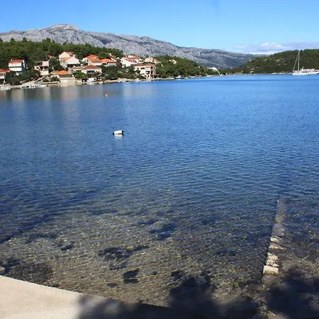 By The Sea Lumbarda, Korcula - 9302 *