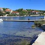 By The Sea Lumbarda, Korcula - 9302 דירה לומבארדה